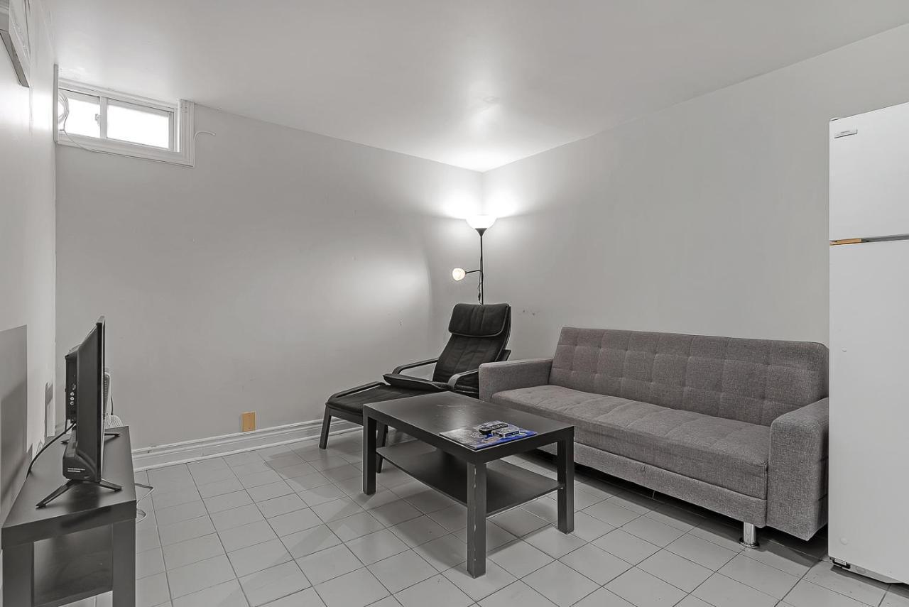 Very Cozy & Comfortable In Downtown Toronto Great Value! Daire Dış mekan fotoğraf